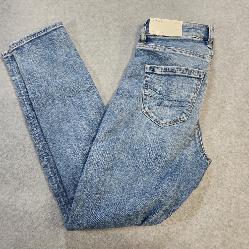 American Eagle Strigid Mom Jeans Women's Size 0 Regular Super High Rise 25W NWT